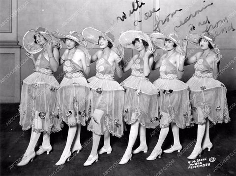 dance group Marion Roe Helen Henderson Marie de Morles 8b6-032