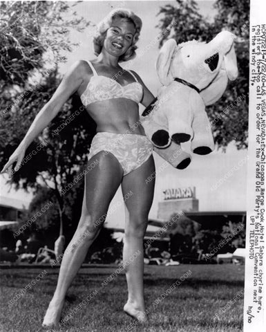 Marge Cook bikini stuffed elephant welcomes GOP Sahara Las Vegas 8b6-120