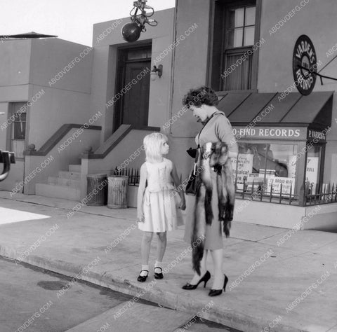 Diane Brewster Evelyn Rudie TV G.E. Theater 8b6-263