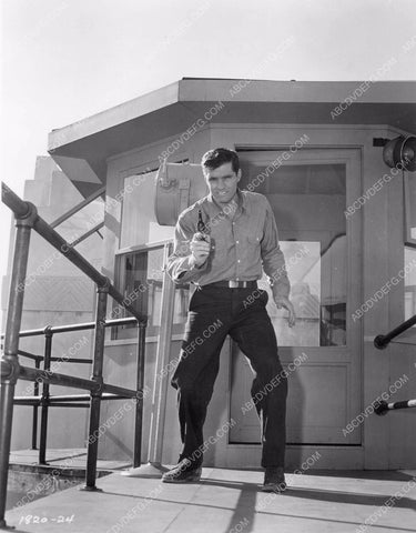 John Gavin makes a prison break film The Big House 8b6-403