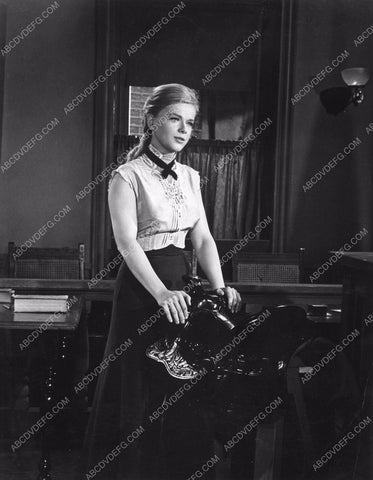 Anne Francis guest stars on western TV The Virginian 8b6-514