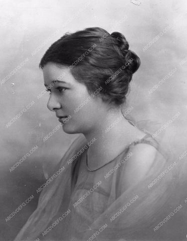 Marjorie Batsford portrait 8b6-637