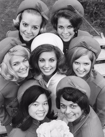 1968 Tourn of Roses Parade Queen Pamela Anicich and contestants 8b6-800