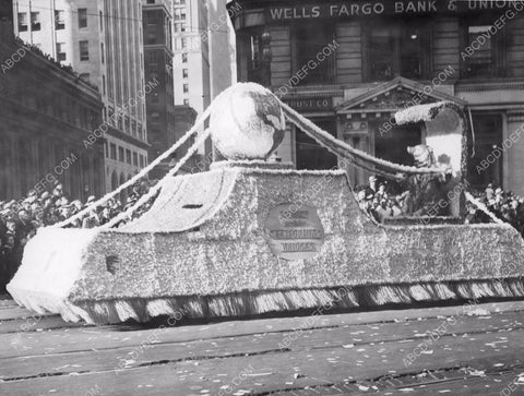 1936 historic San Francisco Bridge Fete Parade Oakland Bay Bridge tank float 8b6-841