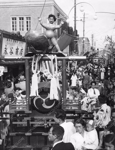 news photo Millard Filmore Japanese Emperor Adm Perry comerorative parade 8b6-867