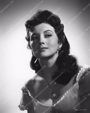 beautiful Nan Wynn portrait 8b6-893