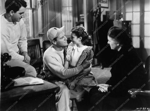 Robert Preston Margaret O'Brien from Big City 9002-28