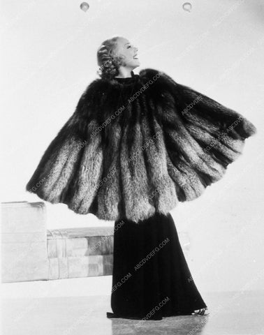 Sonja Henie in fur portrait 9021-03