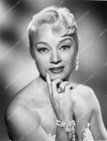 music Ina Ray Hutton portrait 9102-09