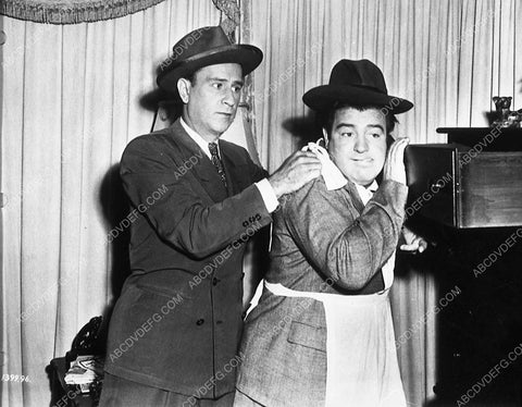 Bud Abbott Lou Costello and cast members film In Society 9116-14