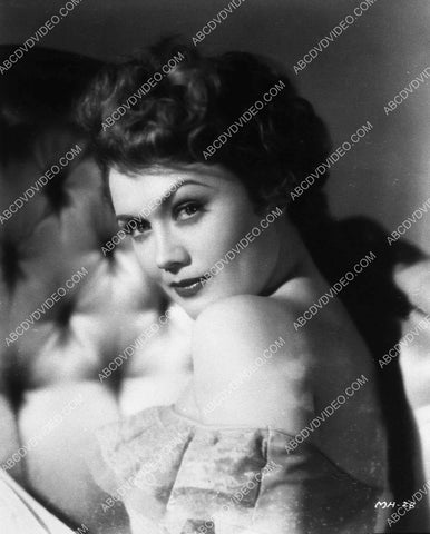 beautiful Marcia Henderson portrait 9121-15