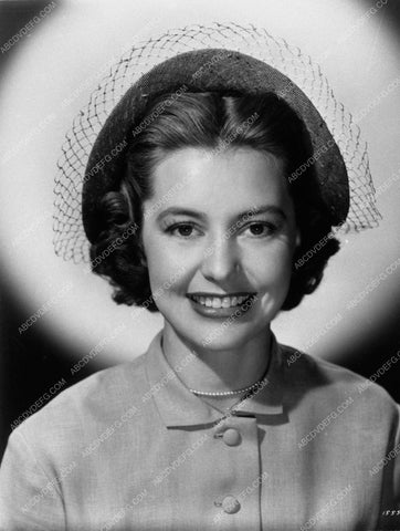 Cyd Charisse portrait in veiled hat 9227-08