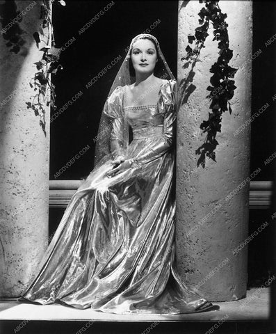 Ida Lupino fashion in metallic dress 9367-35