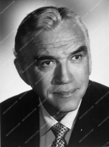 Lorne Greene portrait 9429-33