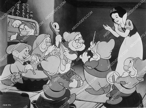 animated characters film Snow White and the Seven Dwarfs 9491-06