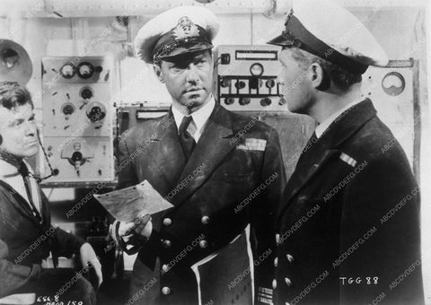 Richard Todd war film Battle Hell aka Yangtse Incident 9512-03