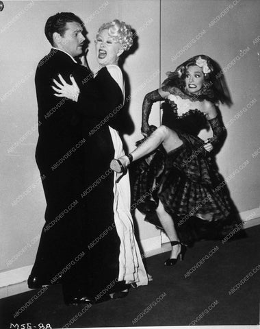 Lupe Velez Walter Reed Marion Martin film Mexican Spitfire's Elephant 9660-15
