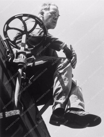 Lee Marvin on the train car film Emperor of the North 9778-03