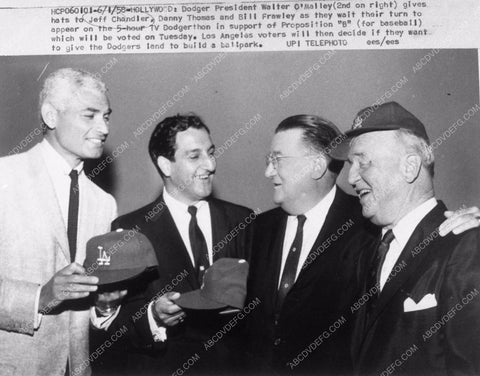 candid basbeall Walter O'Malley Jeff Chandler Danny Thomas Bill Frawley 9778-30