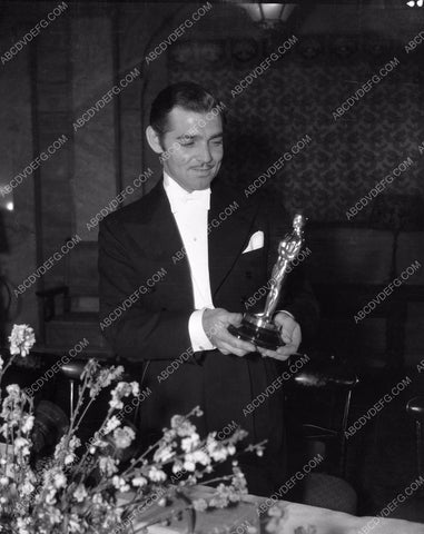 1935 Oscars Clark Gable gets Academy Award It Happened One Night aa1935-02