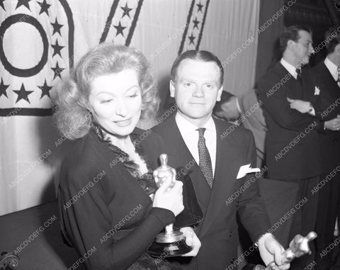 1942 Oscars Greer Garson James Cagney Academy Award statues aa1942-05