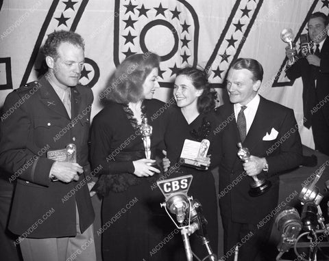 1942 Oscars Greer Garson James Cagney Van Heflin Academy Awards aa1942-19
