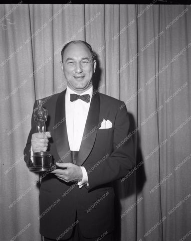 1954 Oscars please help me out Academy Awards aa1954-30</br>Los Angeles Newspaper press pit reprints from original 4x5 negatives for Academy Awards.