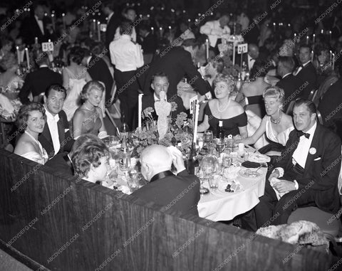 1959 Oscars Rock Hudson Shelley Winters Vincent Price dinner aa1959-74</br>Los Angeles Newspaper press pit reprints from original 4x5 negatives for Academy Awards.