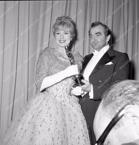 1960 Oscars Shirley Jones Hugh Griffith Academy Awards aa1960-80