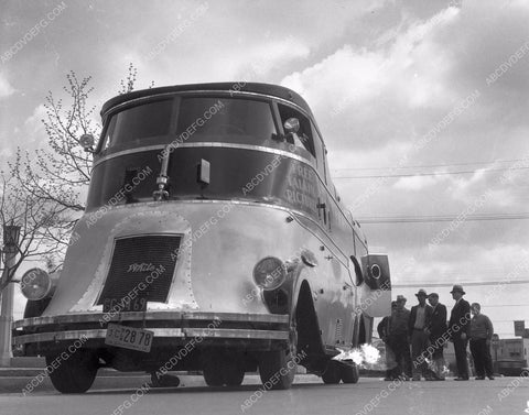 cool vintage moving bus talking pictures promotional vehicle cars-01