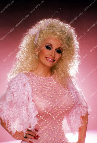 Dolly Parton portrait 8b20-0161