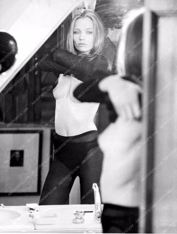 Jean Shrimpton mirror changing shot 8b20-0308
