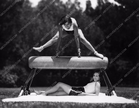 Duane Thompson Kathryn Crawford on the gymnastic horse 8b20-0358