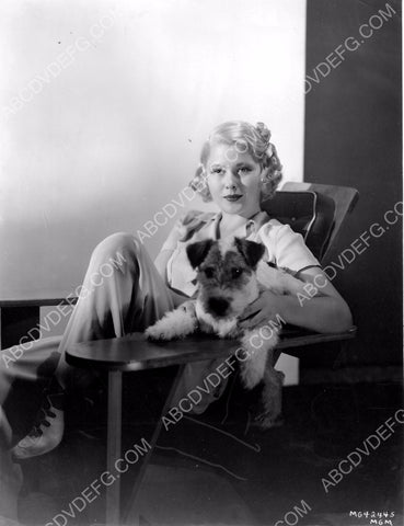 cute Mary Carlisle and her dog 8b20-0452