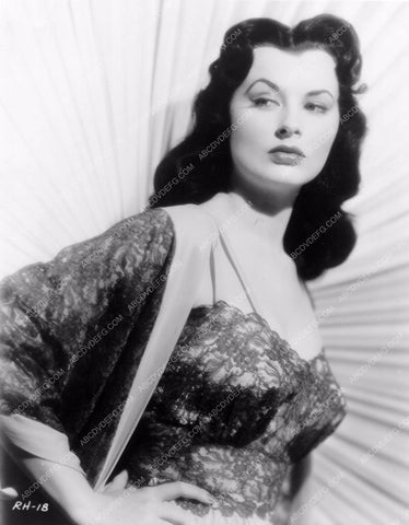 beautiful Ruth Hampton portrait 8b20-0574