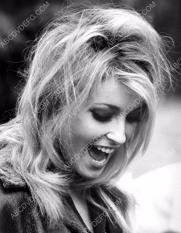 gorgeous Sharon Tate portrait 8b20-0768