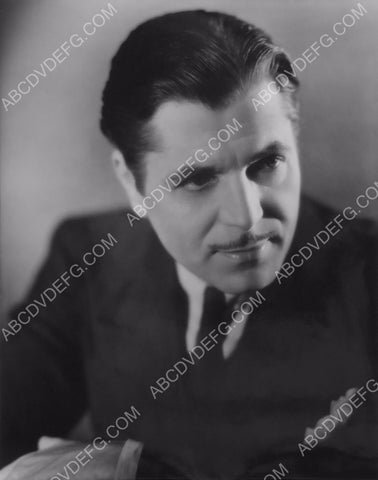 handsome Warner Baxter portrait 8b20-0793