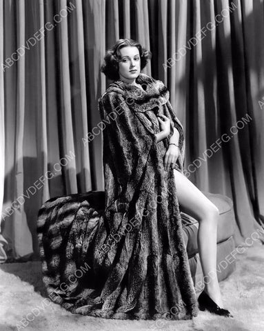 showing leg from behind fur coat Alaine Brandes portrait 8b20-0797