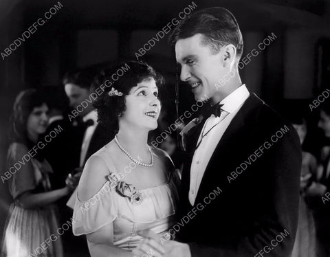 Norma Talmadge does a little dancing 8b20-0931