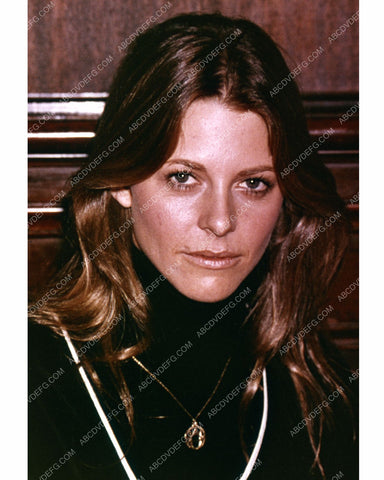 Lindsay Wagner out somewhere maybe 8b20-10233