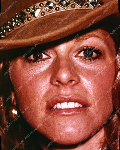 Lindsay Wagner out somewhere maybe 8b20-10242