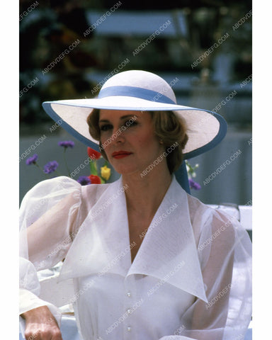 beautiful Lindsay Wagner unknown production 8b20-10252