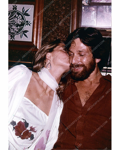 Lindsay Wagner and her husband pic 8b20-10304