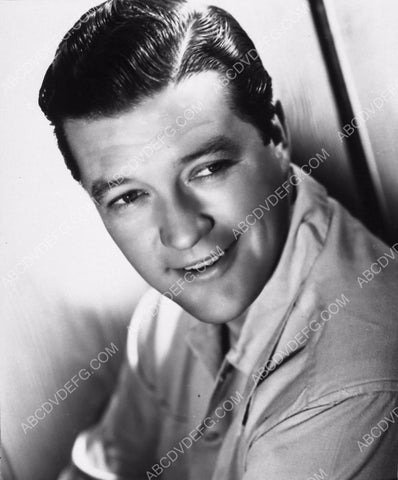 handsome Dennis Morgan portrait 8b20-10337