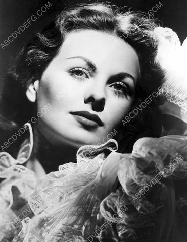 lovely Jeanne Crain portrait 8b20-11189