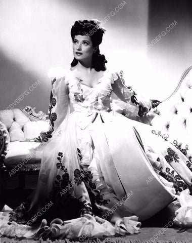 beautiful Merle Oberon portrait film noir The Lodger 8b20-11203