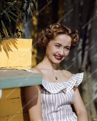 Jane Powell outdoors portrait 8b20-11281