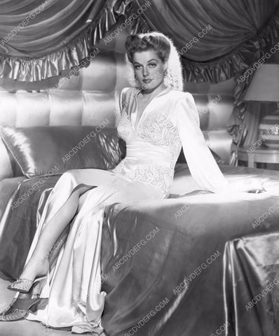 Ann Sheridan alluring on bed film Thank Your Lucky Stars 8b20-11391