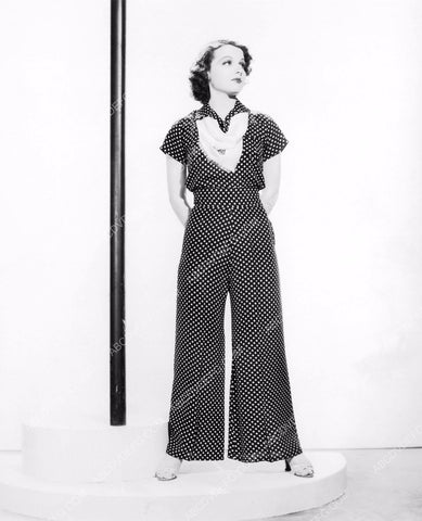 Ann Sheridan in polka dot fashion 8b20-11410