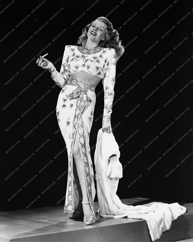 gorgeous Rita Hayworth smoking classic pose film Gilda 8b20-11412